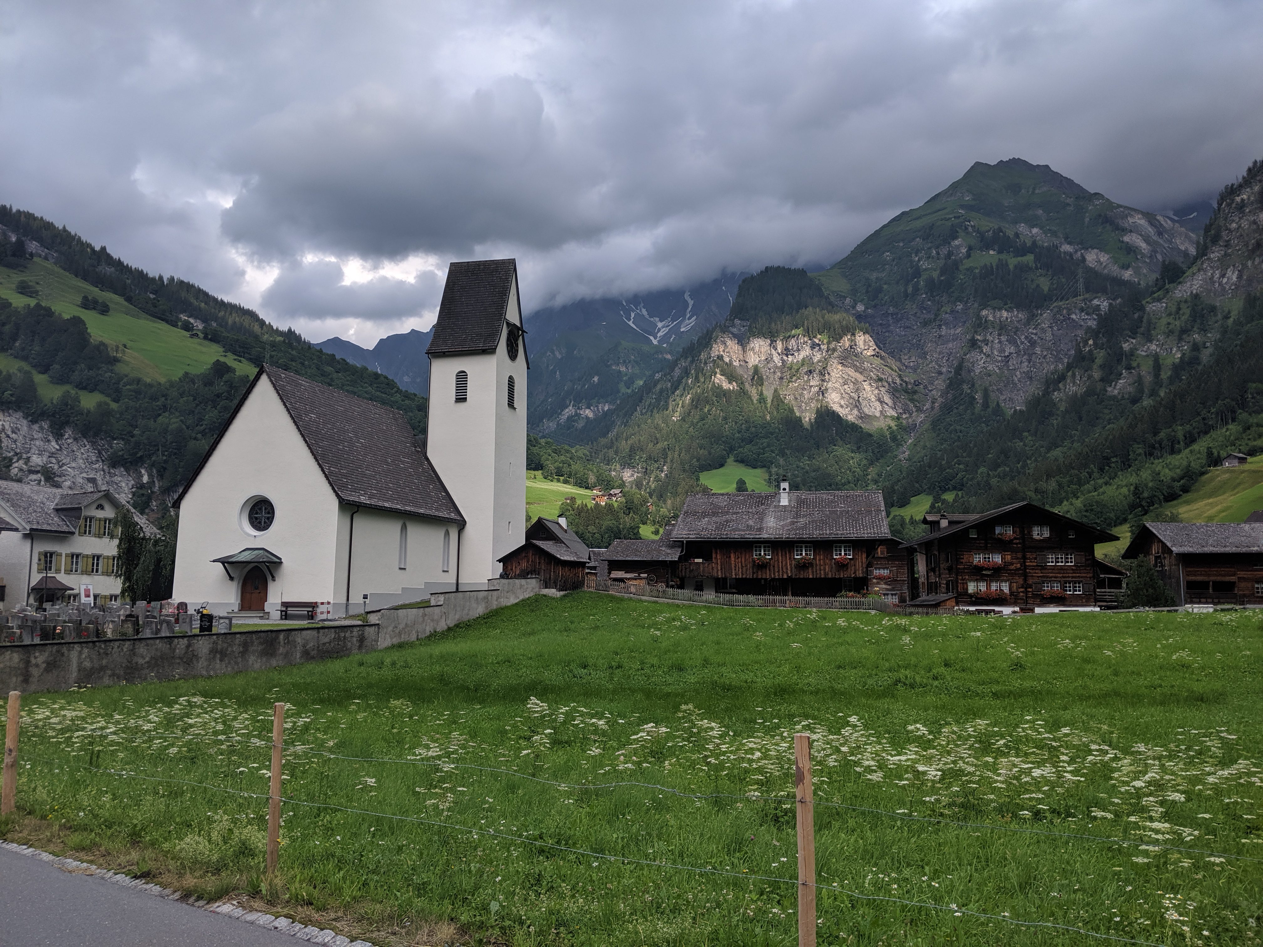 Via Alpina Day 4 : Elm to Linthal